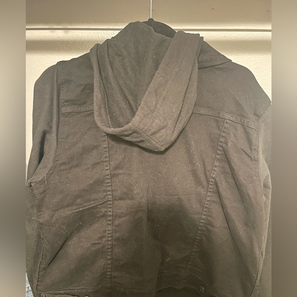 Levi’s Jacket - Picture 3 of 3